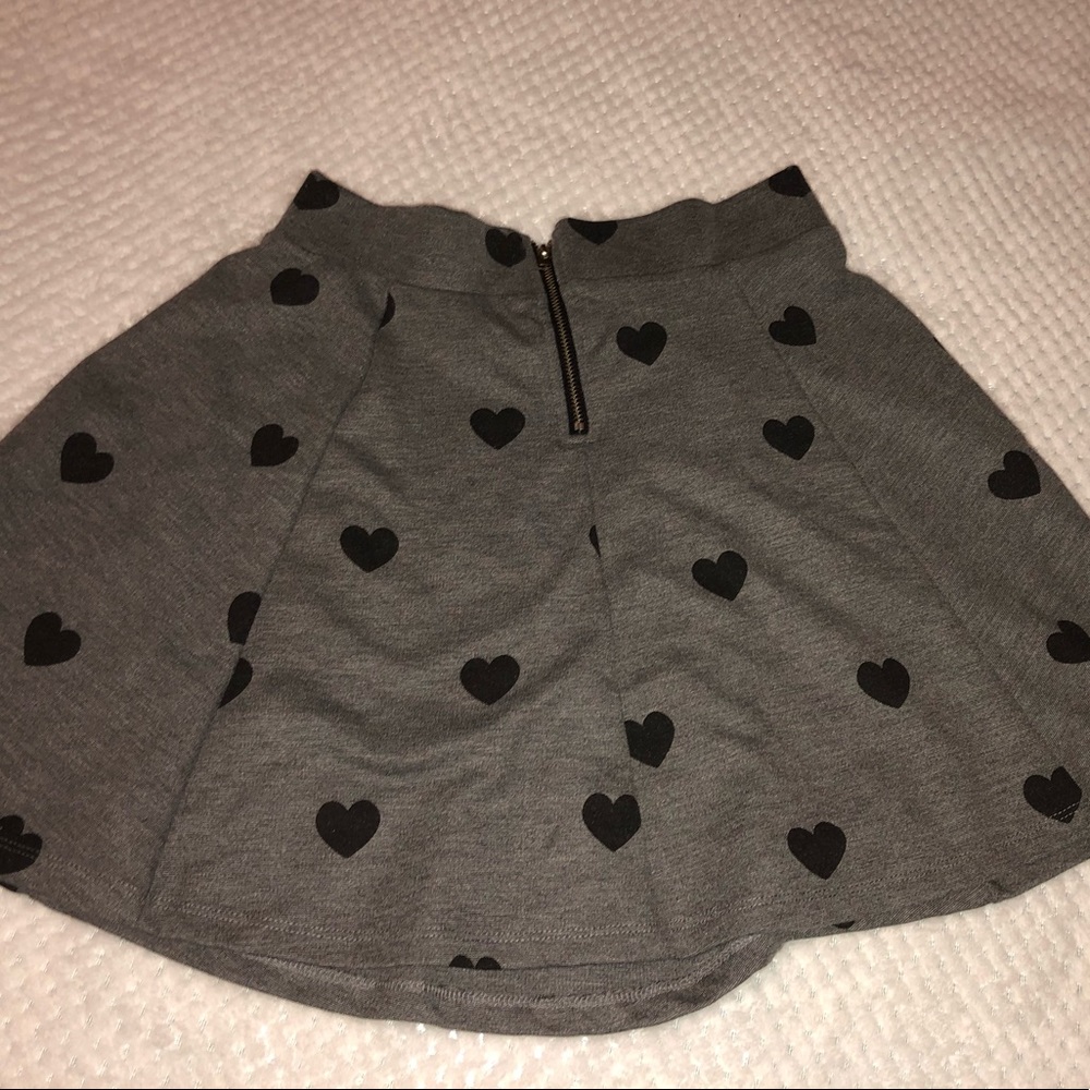 Skirt - Picture 2 of 3